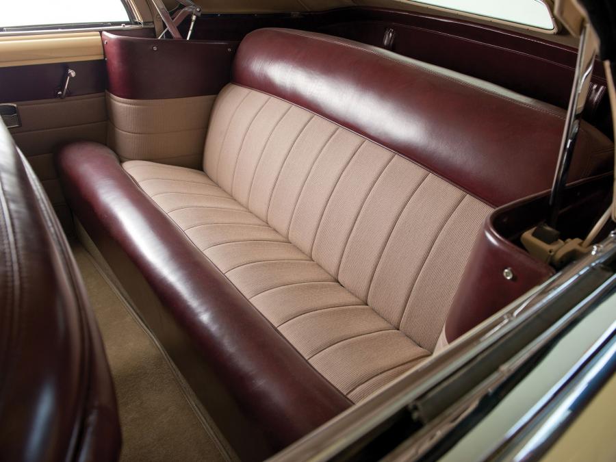  Buick Roadmaster Convertible 1947 года  (фото 8 из 8)